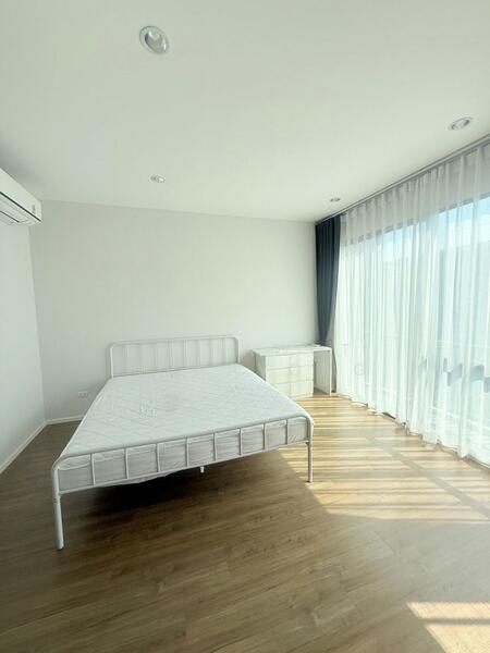 Baan Klang Muang Rama 9-Krungthep Kreetha, Bangkok, Soi Kanchanaphisek 23, Saphan Sung, Saphan Sung, Bangkok, 3 Bedrooms, 152 sqm, Townhouse For Rent, by Settawut Leenavong, 500147013 - DDproperty.com