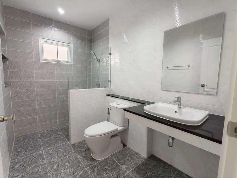 บ้านในโครงการ ให้เช่า – ใกล้ตลาดเจริญเจริญ เพียง 10 นาที ค่าเช่า 35,000 บาท / เดือน รหัสทรัพย์ : No., เชียงใหม่, ต้นเปา, สันกำแพง, เชียงใหม่, 200 ตร.ม., บ้านเดี่ยว ให้เช่า, โดย Rutchaporn Tunsiri, 500147081 - DDproperty.com