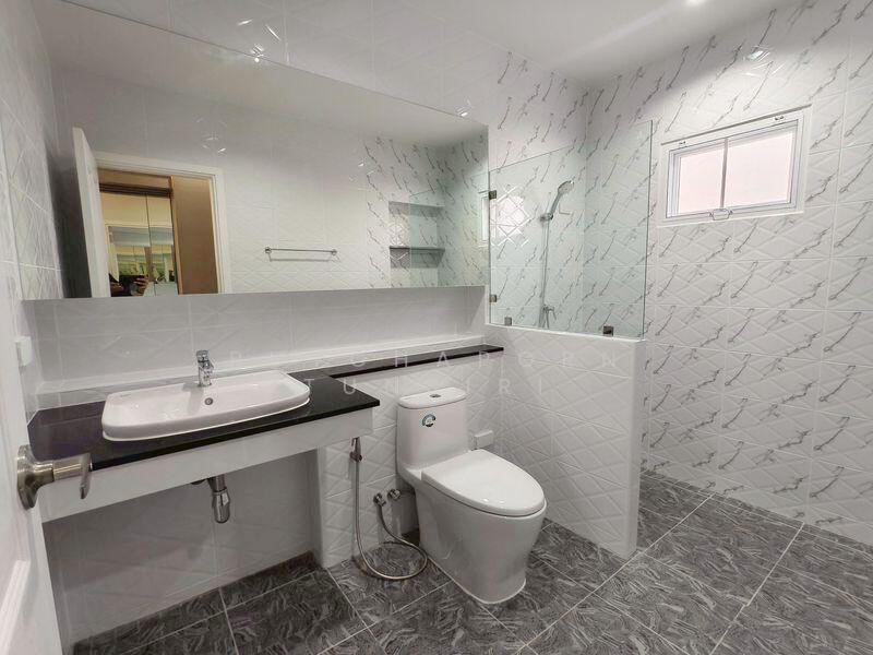 บ้านในโครงการ ให้เช่า – ใกล้ตลาดเจริญเจริญ เพียง 10 นาที ค่าเช่า 35,000 บาท / เดือน รหัสทรัพย์ : No., เชียงใหม่, ต้นเปา, สันกำแพง, เชียงใหม่, 200 ตร.ม., บ้านเดี่ยว ให้เช่า, โดย Rutchaporn Tunsiri, 500147081 - DDproperty.com