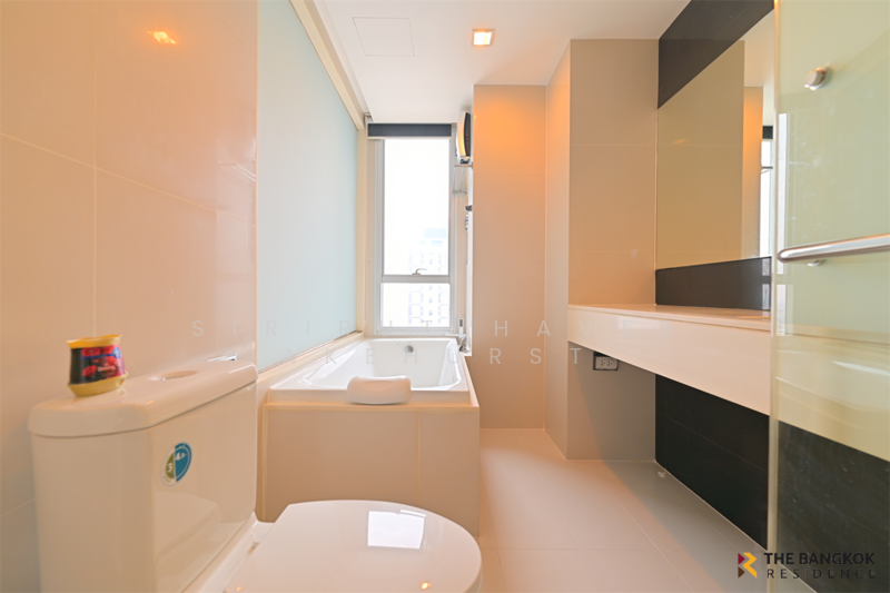 Rhythm Ratchada-Huaikwang, Bangkok, 218 Ratchadaphisek Road, Huai Khwang, Huai Khwang, Bangkok, 2 Bedrooms, 65 sqm, Condo For Sale, by Sirirut Havee Akehurst, 500147092 - DDproperty.com