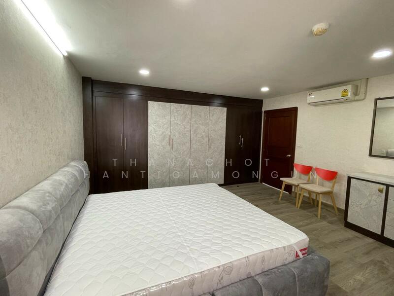 President Park Sukhumvit 24, Bangkok, 99 Sukhumvit 24 Alley, Khlongtoei Nua, Watthana, Bangkok, 3 Bedrooms, 223 sqm, Condo For Rent, by Thanachot Khantigamongun, 500147112 - DDproperty.com