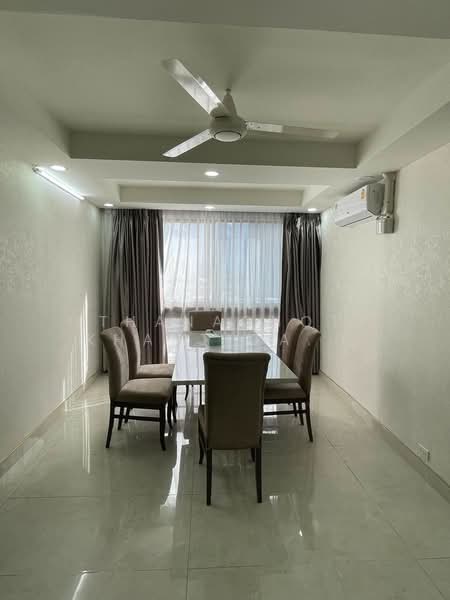 President Park Sukhumvit 24, Bangkok, 99 Sukhumvit 24 Alley, Khlongtoei Nua, Watthana, Bangkok, 3 Bedrooms, 223 sqm, Condo For Rent, by Thanachot Khantigamongun, 500147112 - DDproperty.com