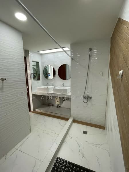 President Park Sukhumvit 24, Bangkok, 99 Sukhumvit 24 Alley, Khlongtoei Nua, Watthana, Bangkok, 3 Bedrooms, 223 sqm, Condo For Rent, by Thanachot Khantigamongun, 500147112 - DDproperty.com