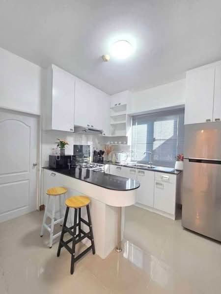 บ้านสวยในโครงการ ให้เช่า – ใกล้โรงเรียนนานาชาติเมริทตันบริติช เพียง 10 นาที ค่าเช่า 45,000 บาท / เดื, Chiang Mai, Nong Kwai, Hang Dong, Chiang Mai, 4 Bedrooms, 150 sqm, Single Detached House For Rent, by Rutchaporn Tunsiri, 500147119 - DDproperty.com