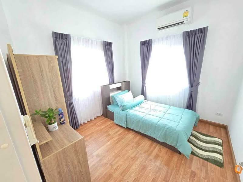 บ้านสวยในโครงการ ให้เช่า – ใกล้โรงเรียนนานาชาติเมริทตันบริติช เพียง 10 นาที ค่าเช่า 45,000 บาท / เดื, Chiang Mai, Nong Kwai, Hang Dong, Chiang Mai, 4 Bedrooms, 150 sqm, Single Detached House For Rent, by Rutchaporn Tunsiri, 500147119 - DDproperty.com