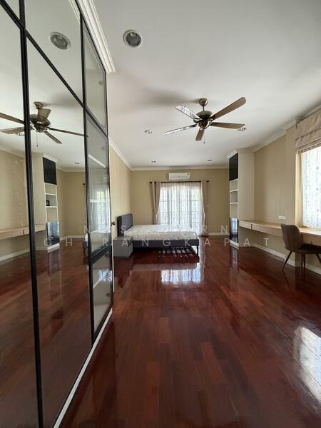 Fantasia Villa 4, Bangkok, Soi Bangna-Trad 33, Bang Na, Bang Na, Bangkok, 4 Bedrooms, 360 sqm, Single Detached House For Rent, by Nisakorn Chirangkapat, 500147136 - DDproperty.com