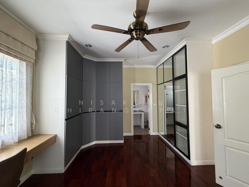 Fantasia Villa 4, Bangkok, Soi Bangna-Trad 33, Bang Na, Bang Na, Bangkok, 4 Bedrooms, 360 sqm, Single Detached House For Rent, by Nisakorn Chirangkapat, 500147136 - DDproperty.com