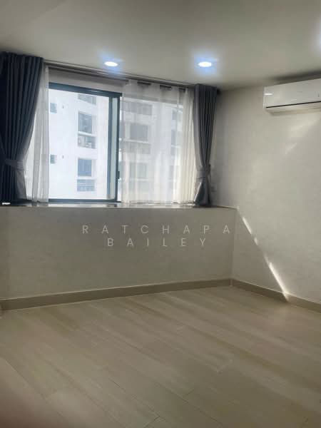 President Park Sukhumvit 24, Bangkok, 99 Sukhumvit 24 Alley, Khlongtoei Nua, Watthana, Bangkok, 3 Bedrooms, 223 sqm, Condo For Rent, by Ratchapa Bailey, 500147149 - DDproperty.com