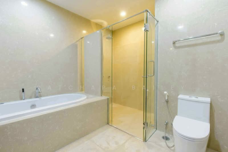 The Madison, Bangkok, Sukhumvit 41, Khlong Tan Nua, Watthana, Bangkok, 2 Bedrooms, 115 sqm, Condo For Rent, by Ratchapa Bailey, 500147172 - DDproperty.com