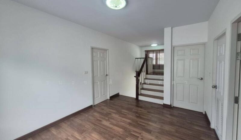 The Living 3 Baan Kluay-Sai Noi, Nonthaburi, Phimonrat, Bang Bua Thong, Nonthaburi, 5 Bedrooms, 250 sqm, Single Detached House For Sale, by ชนะชาติ นนท์ตา, 500147200 - DDproperty.com