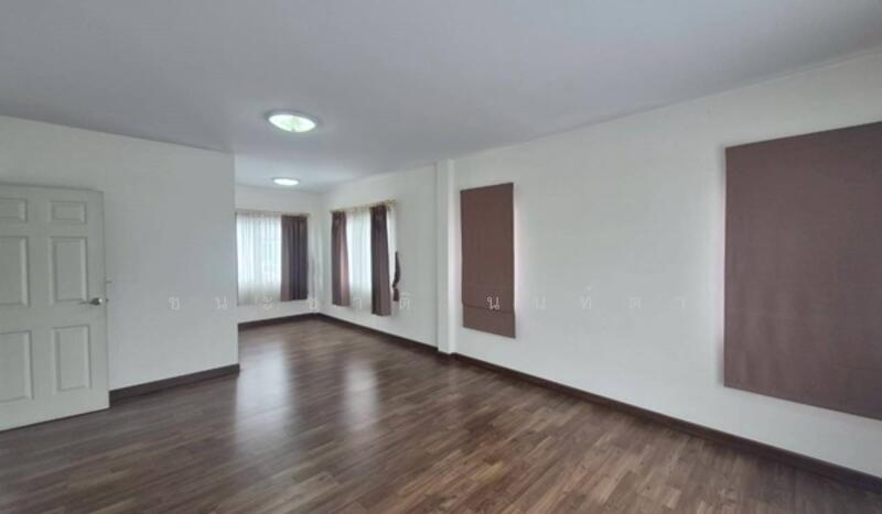 The Living 3 Baan Kluay-Sai Noi, Nonthaburi, Phimonrat, Bang Bua Thong, Nonthaburi, 5 Bedrooms, 250 sqm, Single Detached House For Sale, by ชนะชาติ นนท์ตา, 500147200 - DDproperty.com