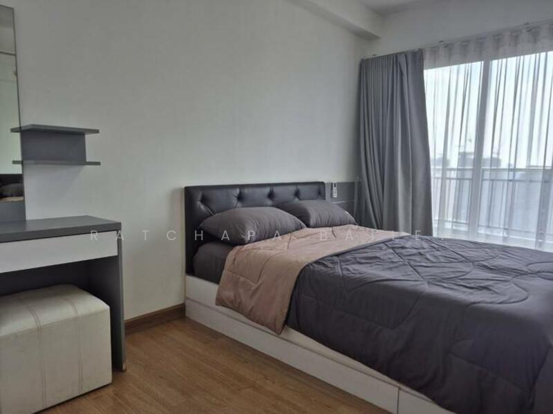 Supalai Park Ekkamai-Thonglor, Bangkok, Petchaburi Road, Bang Kapi, Huai Khwang, Bangkok, 2 Bedrooms, 70 sqm, Condo For Rent, by Ratchapa Bailey, 500147228 - DDproperty.com