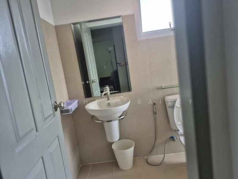 Supalai Park Ekkamai-Thonglor, Bangkok, Petchaburi Road, Bang Kapi, Huai Khwang, Bangkok, 2 Bedrooms, 70 sqm, Condo For Rent, by Ratchapa Bailey, 500147228 - DDproperty.com