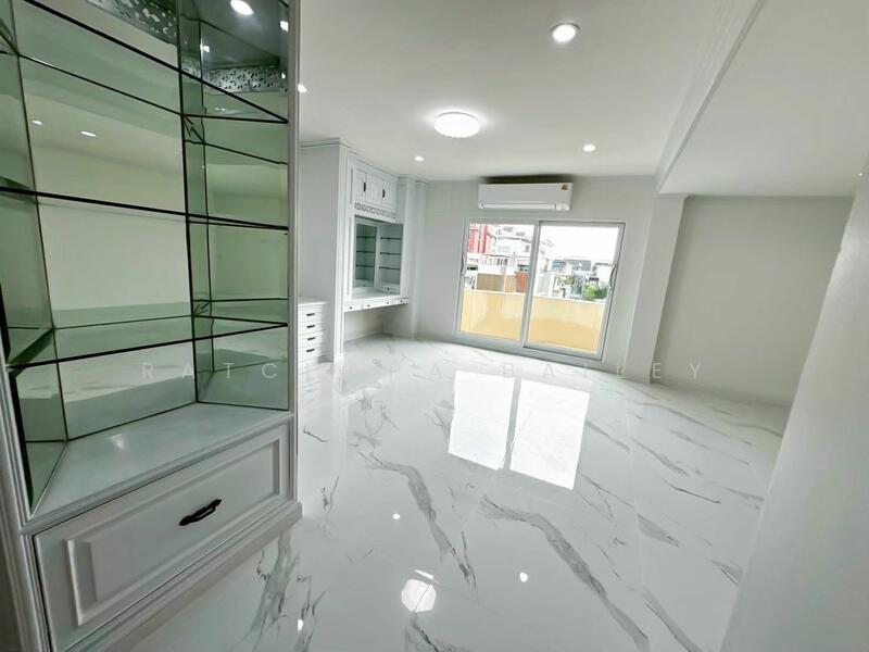 Yenakart Residence : เย็นอากาศ เรสซิเดนซ์, กรุงเทพ, 3 ซอย ประสาทสุข, ช่องนนทรี, ยานนาวา, กรุงเทพ, 450 ตร.ม., ทาวน์เฮ้าส์ ให้เช่า, โดย Ratchapa Bailey, 500147236 - DDproperty.com