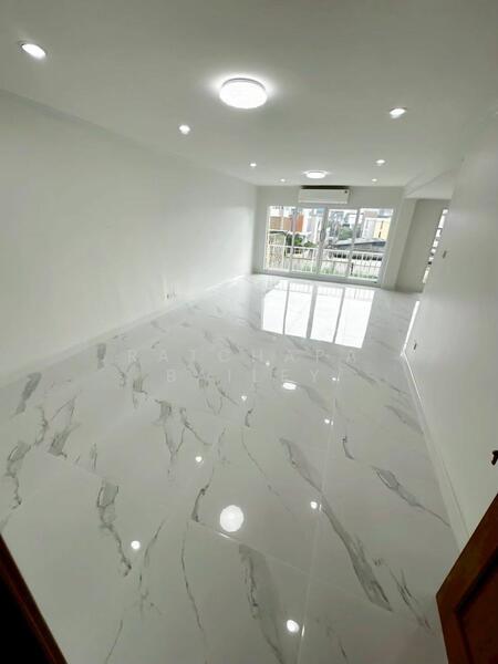 Yenakart Residence : เย็นอากาศ เรสซิเดนซ์, กรุงเทพ, 3 ซอย ประสาทสุข, ช่องนนทรี, ยานนาวา, กรุงเทพ, 450 ตร.ม., ทาวน์เฮ้าส์ ให้เช่า, โดย Ratchapa Bailey, 500147236 - DDproperty.com