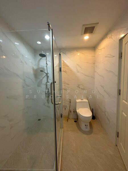 Siri Residence, Bangkok, 21 Soi Sukhumvit 24, Khong Tan, Khlong Toei, Bangkok, 2 Bedrooms, 94 sqm, Condo For Rent, by Suthipong Prucksalai, 500147244 - DDproperty.com