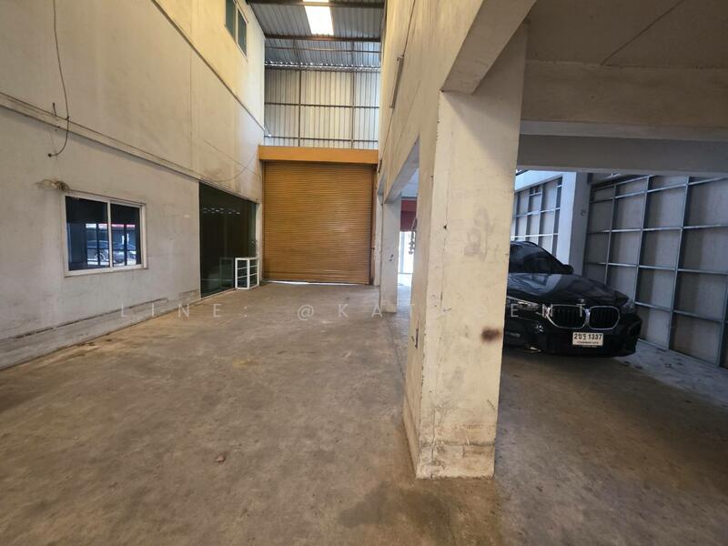 Commercial Building Watcharapol, Bangkok, วัชรพล, Khlong Tanon, Sai Mai, Bangkok, , 180 sqm, Shophouse For Sale, by Line: @katagent, 500147266 - DDproperty.com