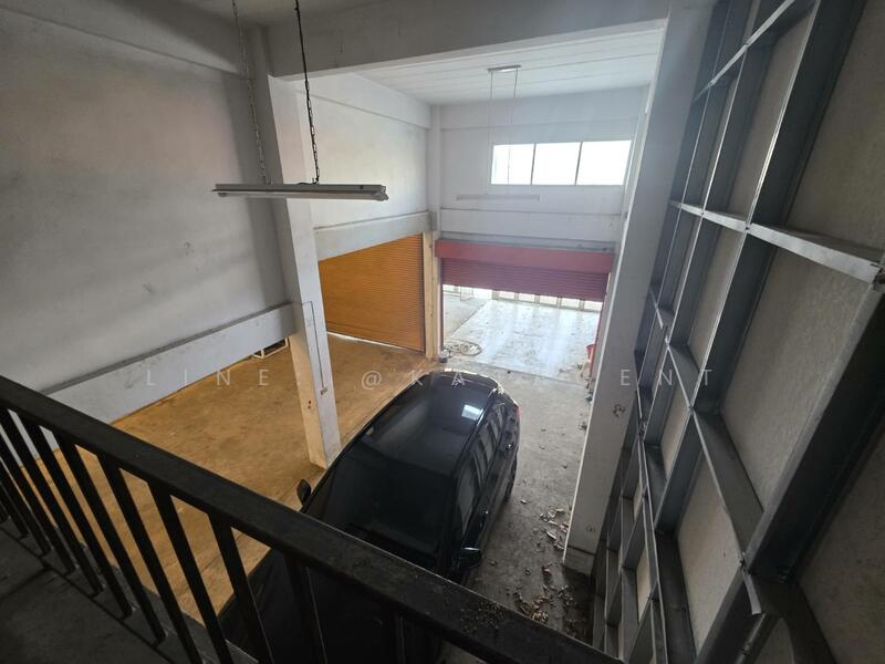 Commercial Building Watcharapol, Bangkok, วัชรพล, Khlong Tanon, Sai Mai, Bangkok, , 180 sqm, Shophouse For Sale, by Line: @katagent, 500147266 - DDproperty.com