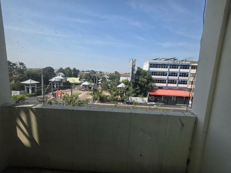 Commercial Building Watcharapol, Bangkok, วัชรพล, Khlong Tanon, Sai Mai, Bangkok, , 180 sqm, Shophouse For Sale, by Line: @katagent, 500147266 - DDproperty.com