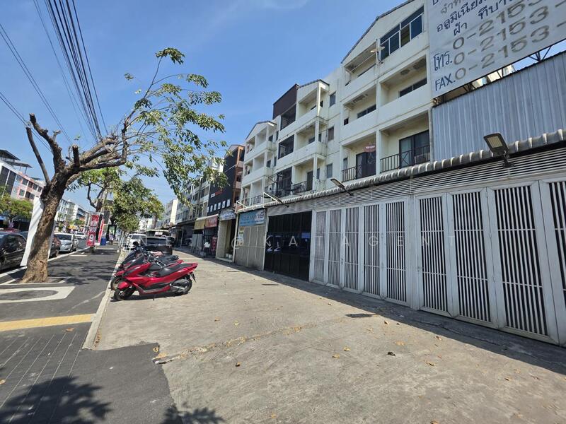 อาคารพาณิชย์ วัชรพล, กรุงเทพ, วัชรพล, คลองถนน, สายไหม, กรุงเทพ, 180 ตร.ม., ตึกแถว-อาคารพาณิชย์ ขาย, โดย Line: @katagent, 500147266 - DDproperty.com