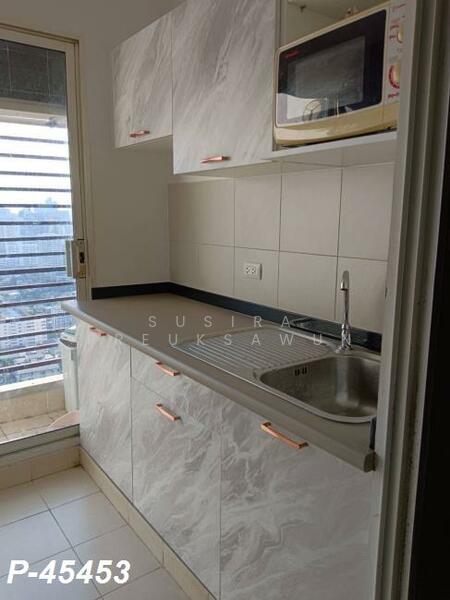 Supalai Park Ekkamai-Thonglor, Bangkok, Petchaburi Road, Bang Kapi, Huai Khwang, Bangkok, Studio, 34 sqm, Condo For Rent, by Susira Preuksawun, 500147315 - DDproperty.com