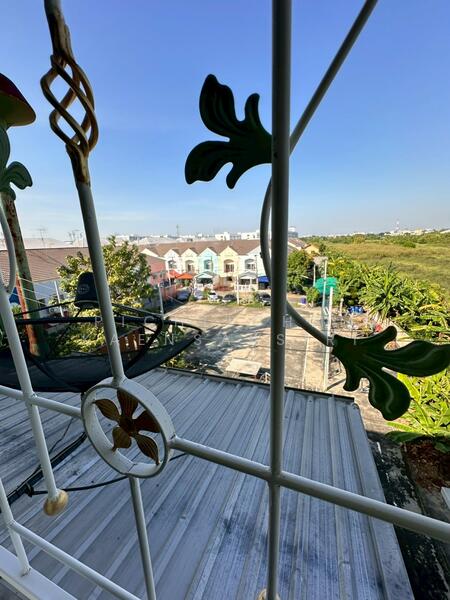 ขายอาคารพาณิชย์ 3 ชั้น ครึ่ง หน้ากรมที่ดินคลองหลวง, ปทุมธานี, คลองหนึ่ง, คลองหลวง, ปทุมธานี, 180 ตร.ม., ทาวน์เฮ้าส์ ขาย, โดย Pichitchai Kaensaksiri, 500147336 - DDproperty.com