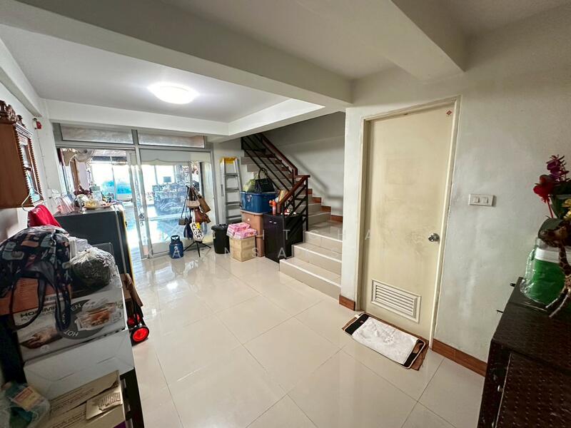 ขายอาคารพาณิชย์ 3 ชั้น ครึ่ง หน้ากรมที่ดินคลองหลวง, ปทุมธานี, คลองหนึ่ง, คลองหลวง, ปทุมธานี, 180 ตร.ม., ทาวน์เฮ้าส์ ขาย, โดย Pichitchai Kaensaksiri, 500147336 - DDproperty.com