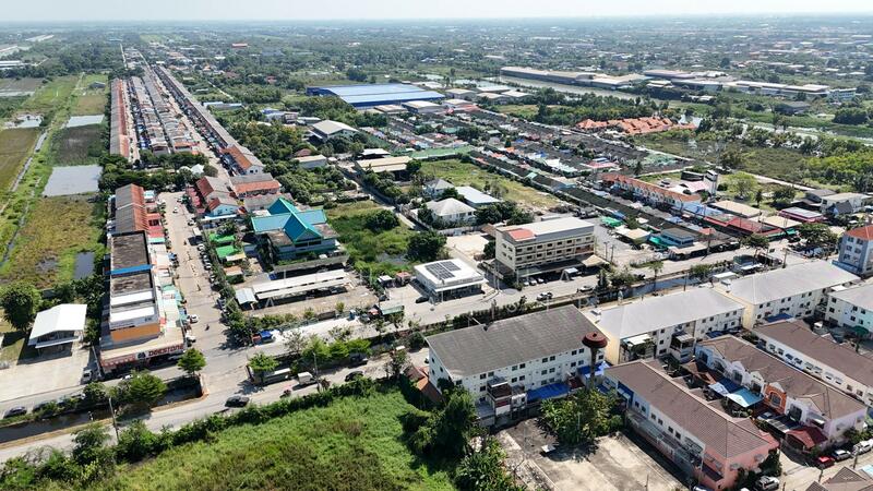 ขายอาคารพาณิชย์ 3 ชั้น ครึ่ง หน้ากรมที่ดินคลองหลวง, ปทุมธานี, คลองหนึ่ง, คลองหลวง, ปทุมธานี, 180 ตร.ม., ทาวน์เฮ้าส์ ขาย, โดย Pichitchai Kaensaksiri, 500147336 - DDproperty.com