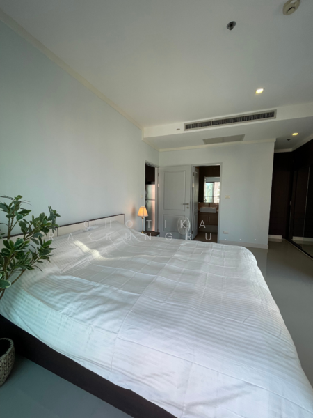 Noble Refine, Bangkok, Soi Sukhumvit 26, Sukhumvit Road, Khong Tan, Khlong Toei, Bangkok, 1 Bedroom, 45 sqm, Condo For Rent, by Chotika   Rakrungrueang, 500147339 - DDproperty.com