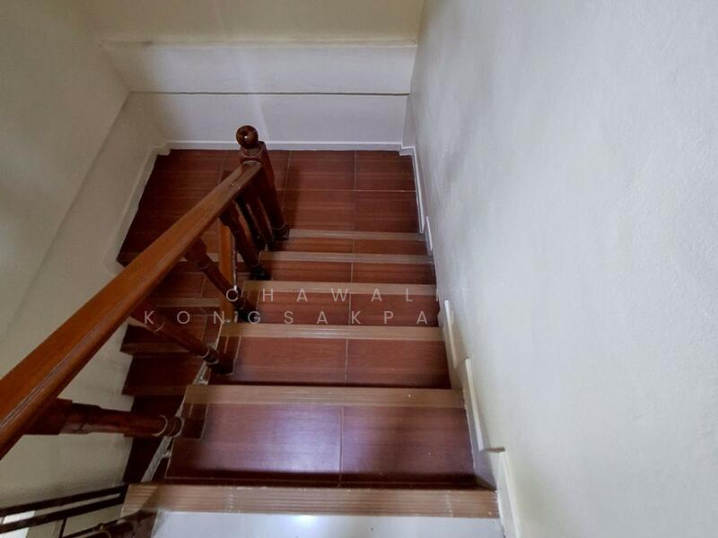 For Sale: 2-story Townhouse, Thanyakan Village, Soi Ekachai 30, Bangkok, กัลปพฤกษ์, Bangkhuntien, Chom Thong, Bangkok, 3 Bedrooms, 120 sqm, Townhouse For Sale, by CHAWALIT KONGSAKPAIBUL, 500147345 - DDproperty.com