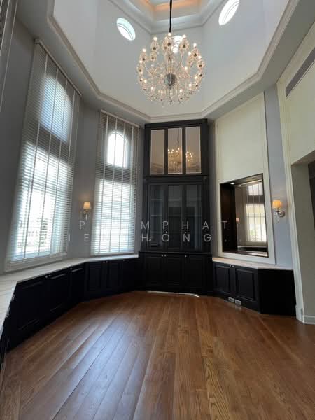 The Royal Residence, Bangkok, Prasert - Manukitch Road, Chorake Bua, Lat Phrao, Bangkok, 6 Bedrooms, 1,019 sqm, Single Detached House For Sale, by Poomphat Tienthongsakul, 500147392 - DDproperty.com