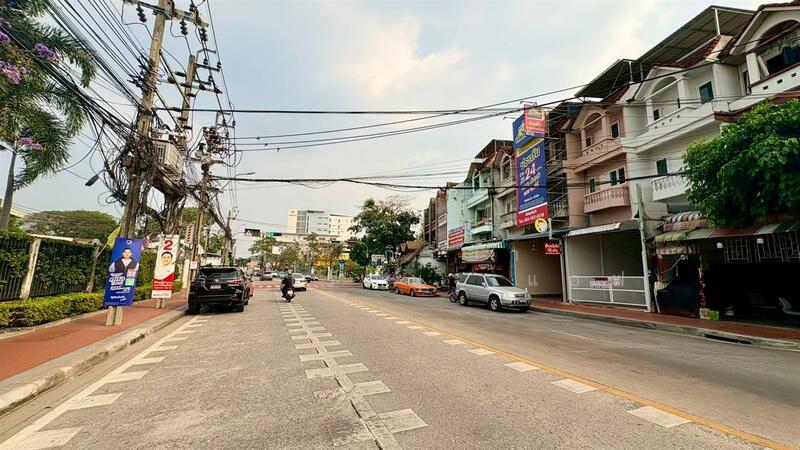 อาคารพาณิชย์ 3.5 ชั้น 20 ตร.ว. อาคารพาณิชย์ ซอยคลองลำเจียก3 ถนนคลองลำเจียก, Bangkok, Khlong Kum, Bueng Kum, Bangkok, , 100 sqm, Shophouse For Sale, by คุณ กิริยา วรรณารักษ์ (แอฟ), 500147432 - DDproperty.com