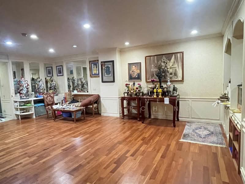 First Tower, Bangkok, 154 Sukhumvit Road, Khlongtoei Nua, Watthana, Bangkok, 1 Bedroom, 70 sqm, Condo For Sale, by Suthasinee Chenchopching, 500147454 - DDproperty.com