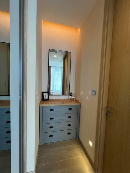 The Esse Asoke, Bangkok, 333 Soi Sukhumvit 21, Sukhumvit Road, Khlongtoei Nua, Watthana, Bangkok, 1 Bedroom, 45 sqm, Condo For Rent, by Kitnipat Boonyadhammakul, 500147460 - DDproperty.com