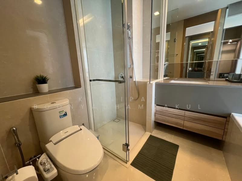 The Esse Asoke, Bangkok, 333 Soi Sukhumvit 21, Sukhumvit Road, Khlongtoei Nua, Watthana, Bangkok, 1 Bedroom, 45 sqm, Condo For Rent, by Kitnipat Boonyadhammakul, 500147460 - DDproperty.com