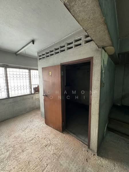 2-BR Townhouse, Bangkok, Chan Kasem, Chatuchak, Bangkok, 2 Bedrooms, 93 sqm, Townhouse For Sale, by Pichamon Boonchit, 500147500 - DDproperty.com