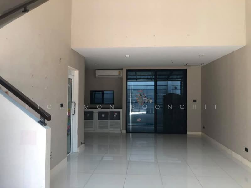 ทาวน์เฮ้าส์ 3-ห้องนอน, กรุงเทพ, อนุสาวรีย์, บางเขน, กรุงเทพ, 88 ตร.ม., ทาวน์เฮ้าส์ ขาย, โดย Pichamon Boonchit, 500147522 - DDproperty.com