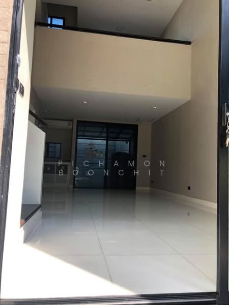 3-BR Townhouse, Bangkok, Anusaowari, Bang Khen, Bangkok, 3 Bedrooms, 88 sqm, Townhouse For Sale, by Pichamon Boonchit, 500147522 - DDproperty.com