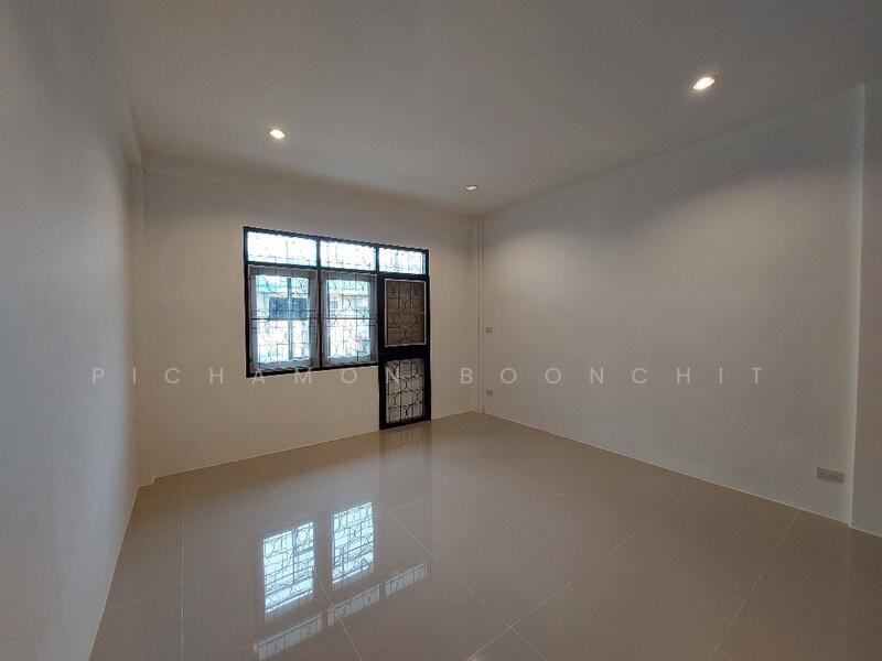 ทาวน์เฮ้าส์ 2-ห้องนอน, กรุงเทพ, บางซื่อ, บางซื่อ, กรุงเทพ, 66 ตร.ม., ทาวน์เฮ้าส์ ขาย, โดย Pichamon Boonchit, 500147530 - DDproperty.com