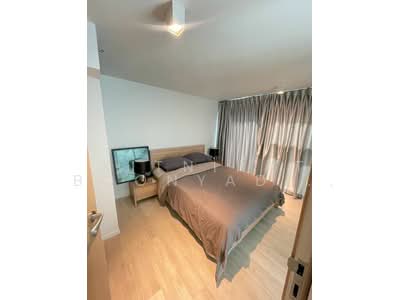 For Rent - The Lofts Silom, Bangkok