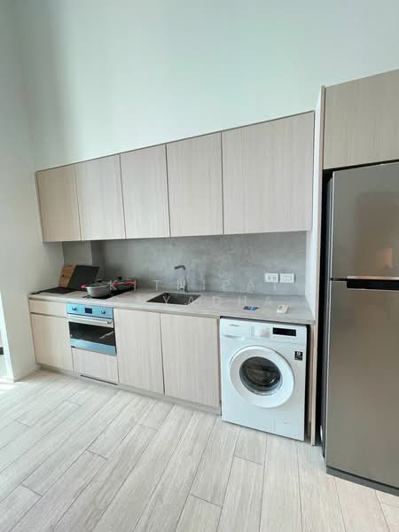 The Lofts Silom, Bangkok, Pramuan Road, Silom, Bang Rak, Bangkok, 2 Bedrooms, 73 sqm, Condo For Rent, by Kitnipat Boonyadhammakul, 500147534 - DDproperty.com