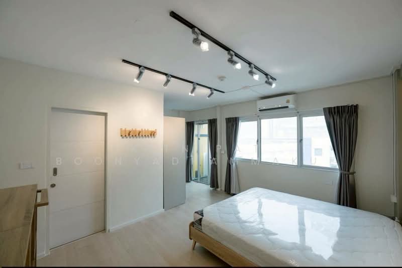 MY Condo Sukhumvit 52, Bangkok, Sukhumvit 52 Road, Bang Chak, Phra Khanong, Bangkok, 1 Bedroom, 70 sqm, Condo For Sale, by Kitnipat Boonyadhammakul, 500147547 - DDproperty.com