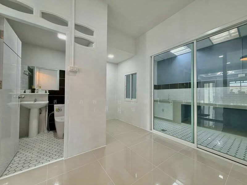 หมู่บ้านธนพัฒนา, Nonthaburi, Bang Kra So, Muang Nonthaburi, Nonthaburi, 3 Bedrooms, 92 sqm, Townhouse For Sale, by สรภพ ยอดไชย (สีฝุ่น), 500147576 - DDproperty.com