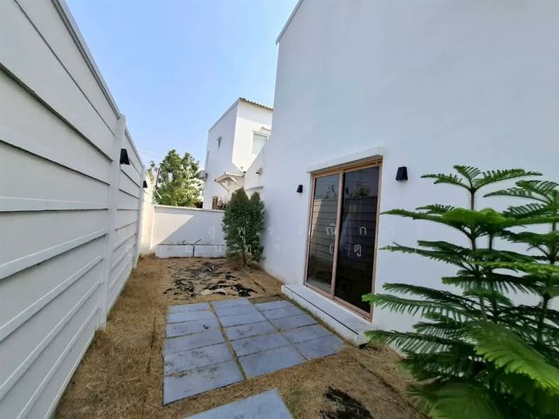โนระ กาญจนาภิเษก-ราชพฤกษ์ (Nora Kanjanapisek - Ratchapruek), Nonthaburi, Sai Noi, Sai Noi, Nonthaburi, 3 Bedrooms, 120 sqm, Townhouse For Sale, by คุณ สุพรรณิการ์ ลูกอินทร์ (ตูน), 500147592 - DDproperty.com