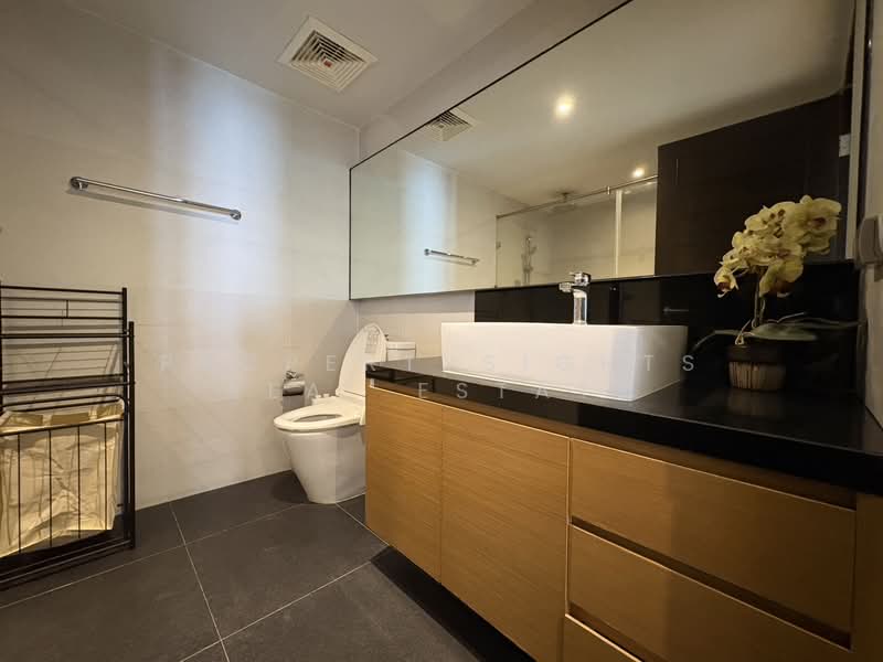 Eight Thonglor Residence, Bangkok, Eight Thonglor Building 88/36, Khlong Tan Nua, Watthana, Bangkok, 2 Bedrooms, 122 sqm, Condo For Rent, by PROPERTYSIGHTS REAL ESTATE, 500147604 - DDproperty.com