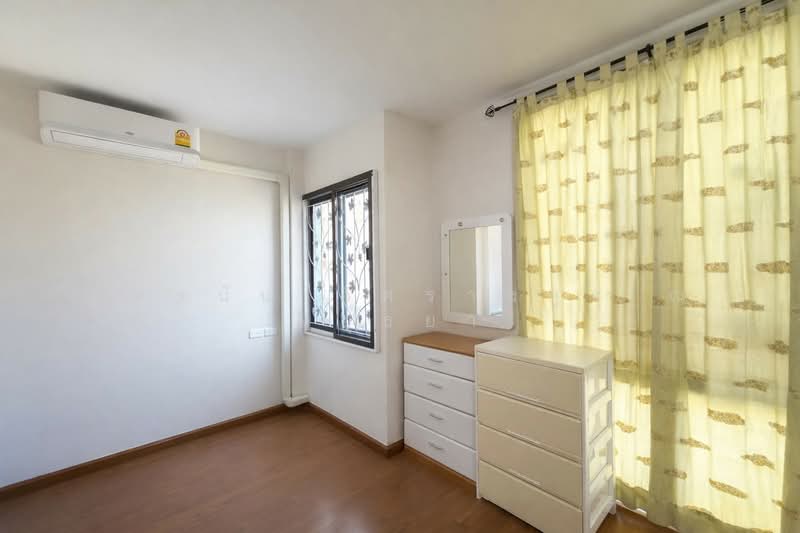 iDesign Lam Luk Ka Khlong 3, Pathum Thani, Lat Sawai, Lam Luk Ka, Pathum Thani, 3 Bedrooms, 80 sqm, Townhouse For Sale, by ภัทรนัน อิศรางกูร ณ อยุธยา, 500147605 - DDproperty.com