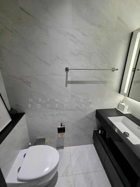 Tait Sathorn 12, Bangkok, Soi Sathorn 12, Sathorn Road, Silom, Bang Rak, Bangkok, 2 Bedrooms, 108 sqm, Condo For Rent, by Hathairat  Rookphan  , 500147614 - DDproperty.com