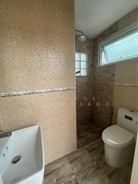 Ek Andaburi Chalong, Phuket, Chalong, Muang Phuket, Phuket, 4 Bedrooms, 200 sqm, Semi-Detached House (Twin House) For Sale, by Suchada Songmueang, 500147615 - DDproperty.com