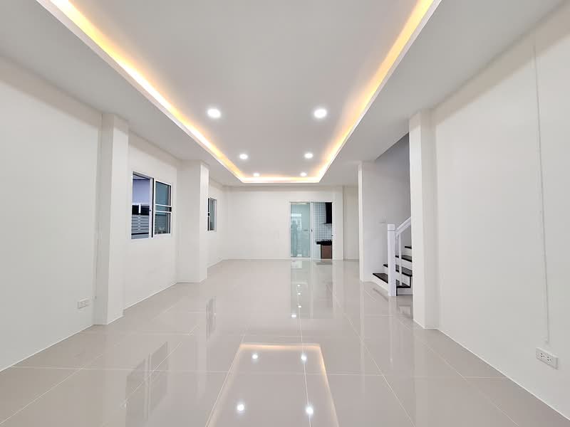 Baan Burirom Rangsit – Klong 4, Pathum Thani, 59 Moo 6, Lat Sawai, Lam Luk Ka, Pathum Thani, 3 Bedrooms, 148 sqm, Semi-Detached House (Twin House) For Sale, by ภัทรนัน อิศรางกูร ณ อยุธยา, 500147676 - DDproperty.com