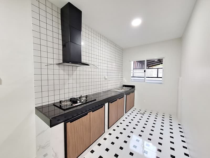 Baan Burirom Rangsit – Klong 4, Pathum Thani, 59 Moo 6, Lat Sawai, Lam Luk Ka, Pathum Thani, 3 Bedrooms, 148 sqm, Semi-Detached House (Twin House) For Sale, by ภัทรนัน อิศรางกูร ณ อยุธยา, 500147676 - DDproperty.com